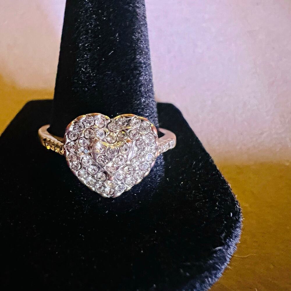 Vintage Heart Clear Stone Pavé Engagement Ring Goldtone Women’s Size 10